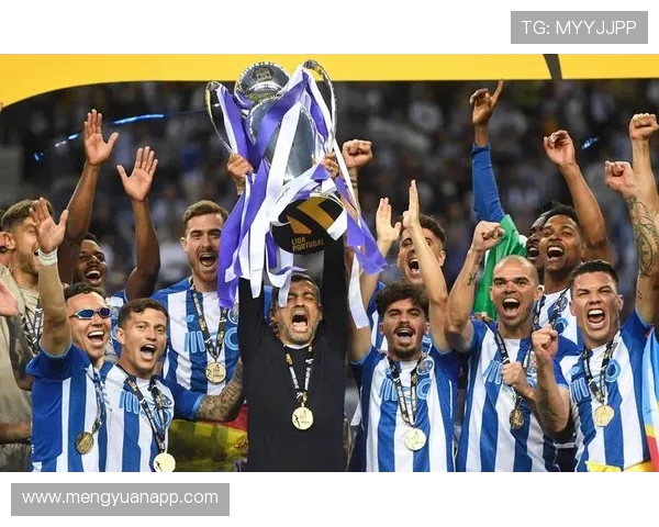 穆里尼奥坦言欧冠资格赛临近全队短板暴露需尽快提升竞争力